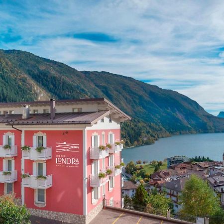 Hotel Londra Slow Living Molveno Exterior foto